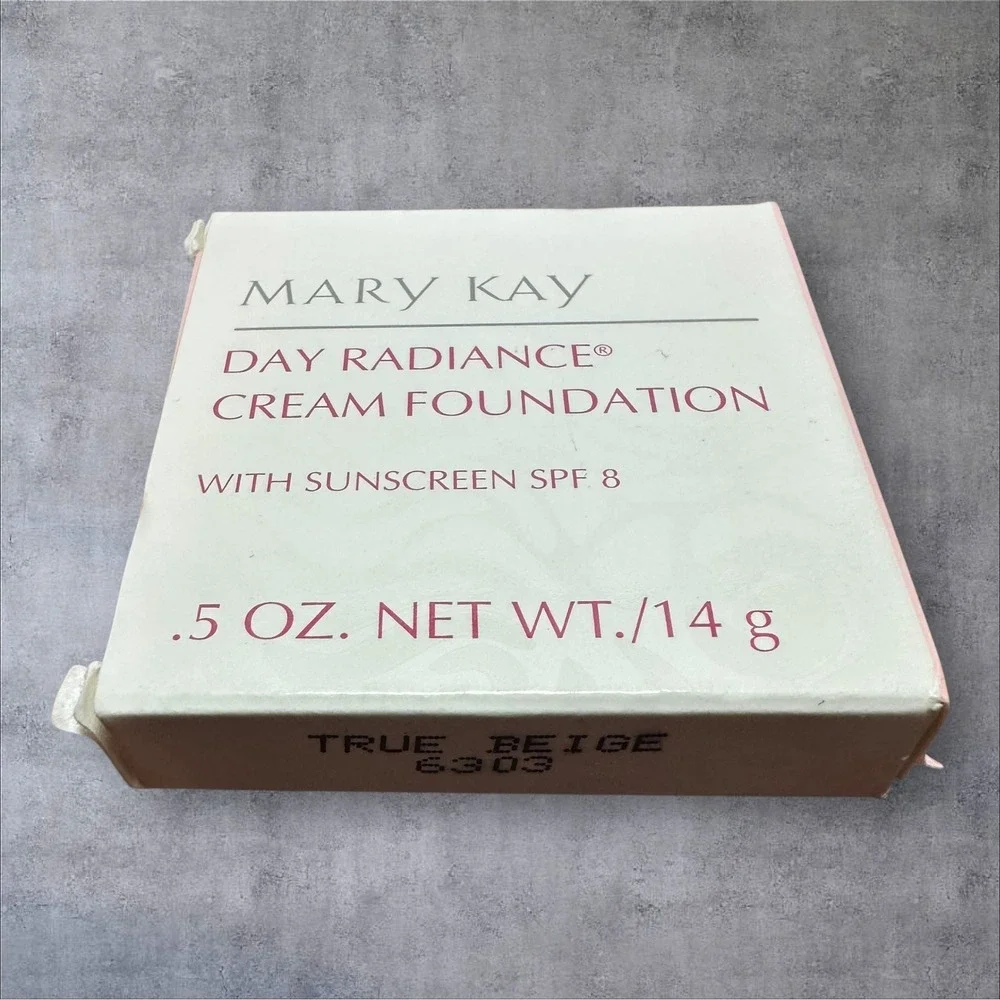Mary Kay Day Radiance Cream Foundation True Beige 0.5oz‎ NEW SPF 8 Vintage 6303